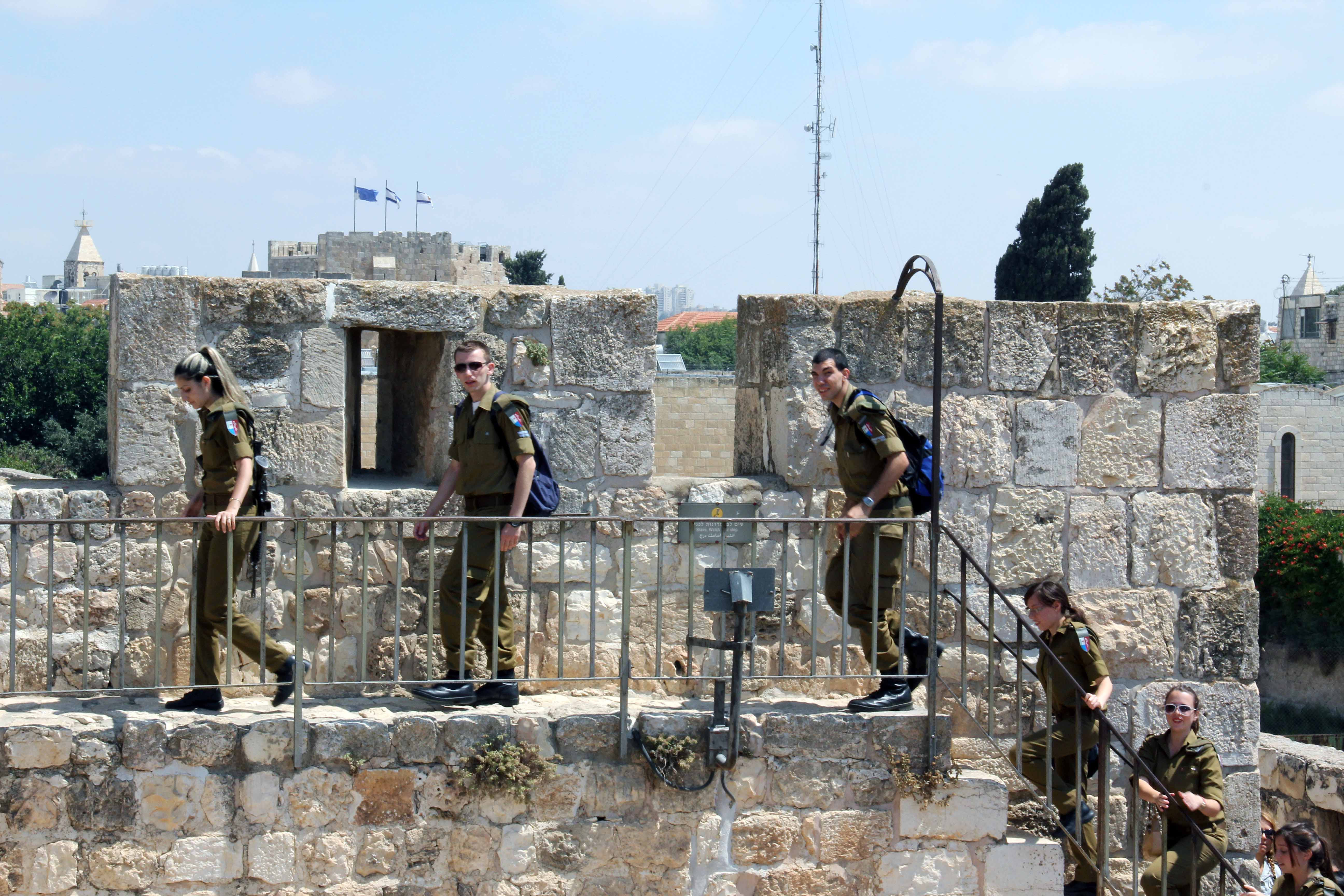 Ramparts Walk Citadel 41